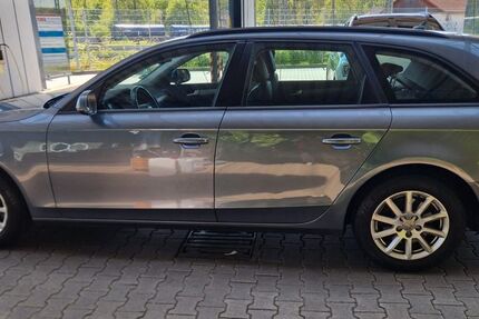 Audi A4 235.000 km 8.800 &euro; Karlsruhe 76185