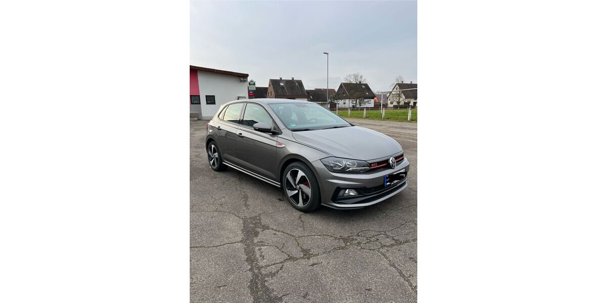 VW Polo 81.000 km 17.800 &euro; Elchesheim-Illingen 76477