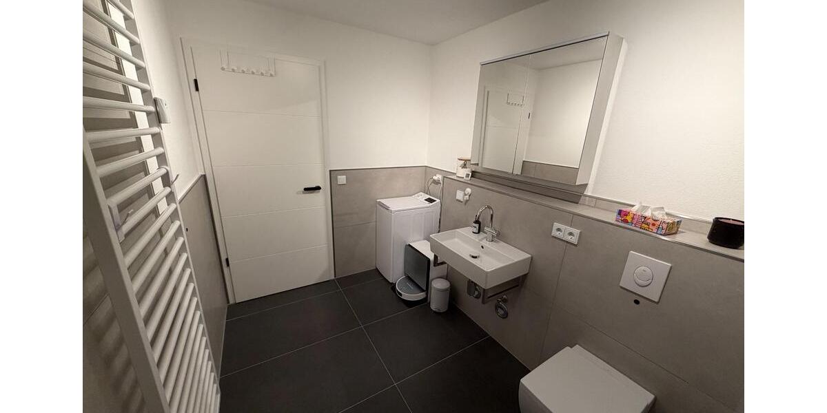 Vollmöblierte Wohnung mit Keller für PendlerSeniorenSingles 2 zimmer