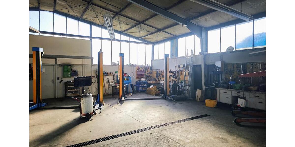 Autowerkstatt mit Freifläche an Tankstelle in Top-Lage von Offenbach an der Queich Adresse zimmer