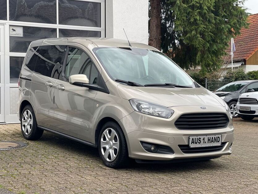 Ford Tourneo Courier 98.000 km 10.900 € Kronau 76709
