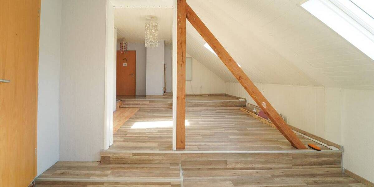 Einfamilienhaus Karlsruhe / Durlach Durlach - 6 Zimmer, 230 m&sup2;, 699.000&euro; | Angebot:26402008