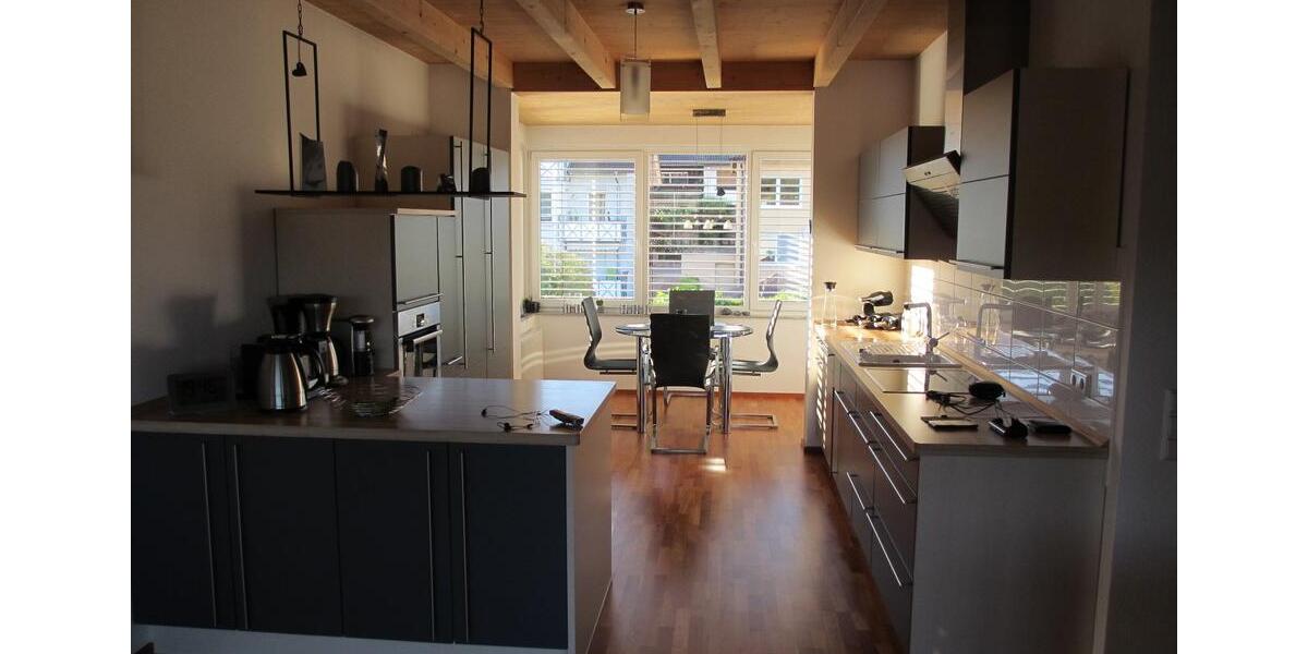 Penthouse-Wohnung in Traumlage mit Panoramablick 3.5 zimmer