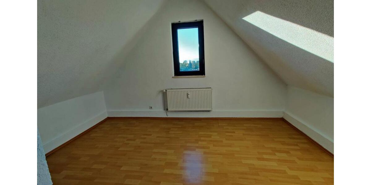 Dachgeschoßwohnung Pfinztal - 2 Zimmer, 34 m&sup2;, 133.000&euro; | Angebot:26215226