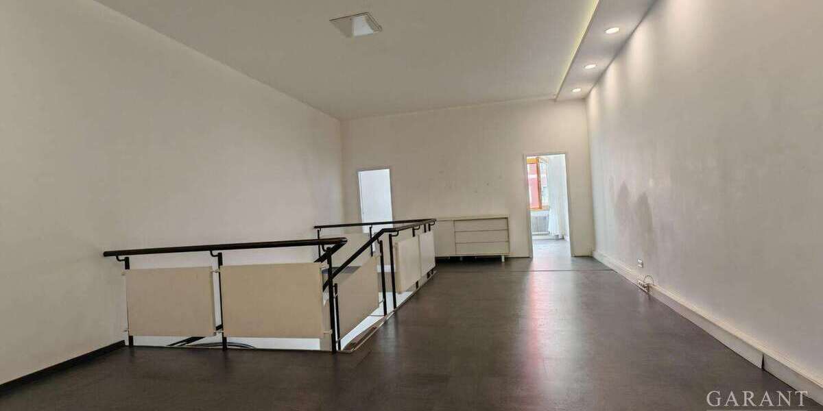 Büro in Pforzheim 320.000 € 100 m² zimmer