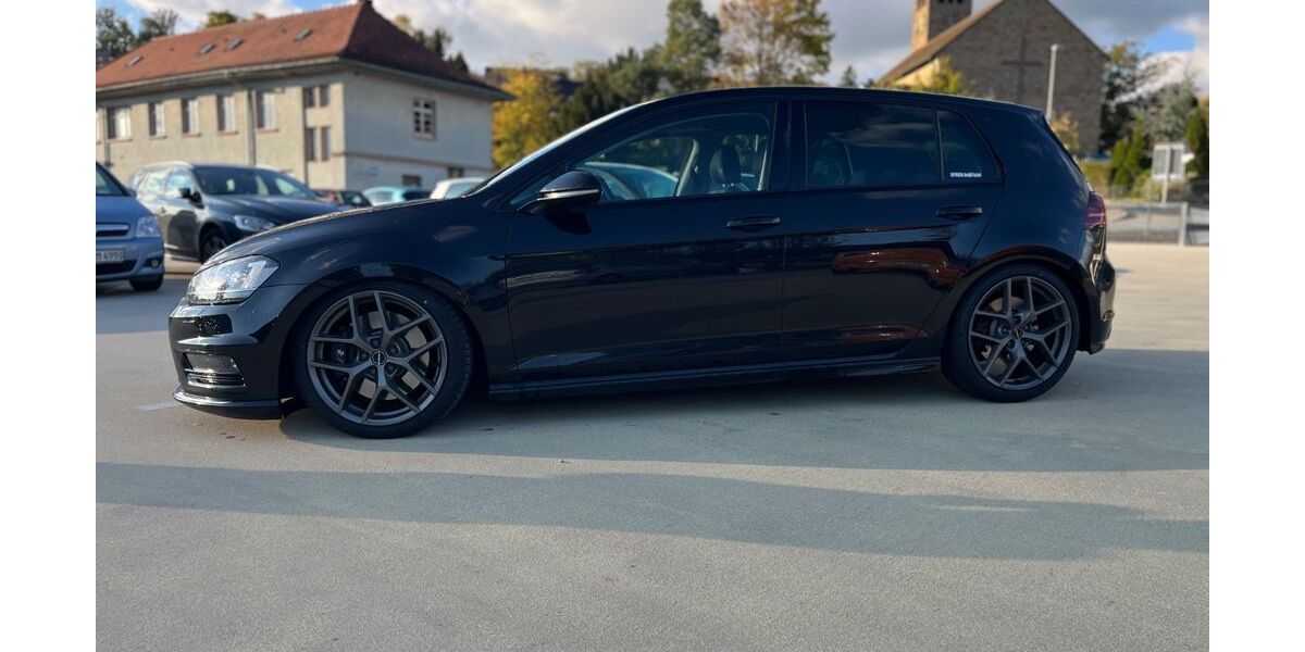 VW Golf 161.000 km 14.500 &euro; Pforzheim 75175