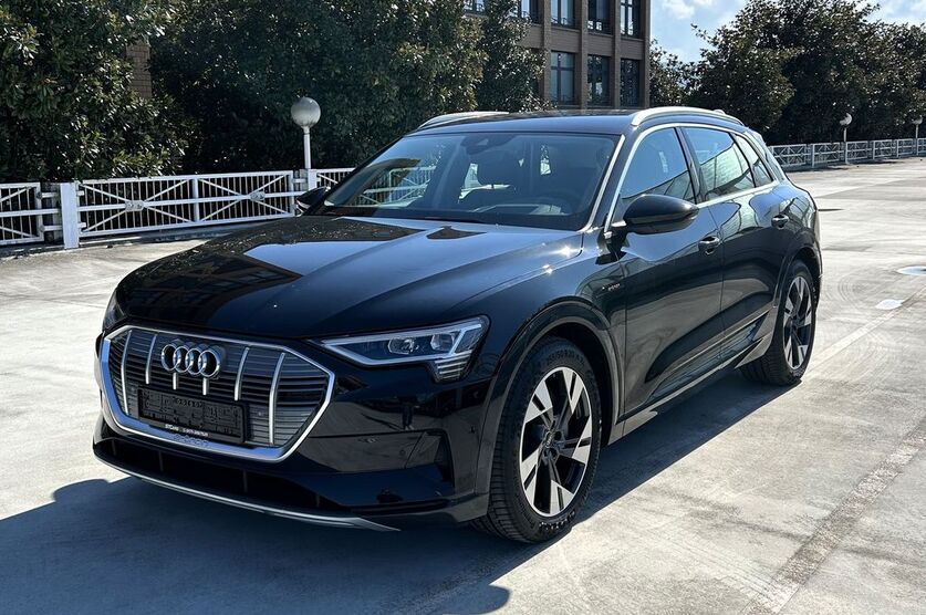 Audi e-tron 52.234 km 37.900 € Ettlingen 76275