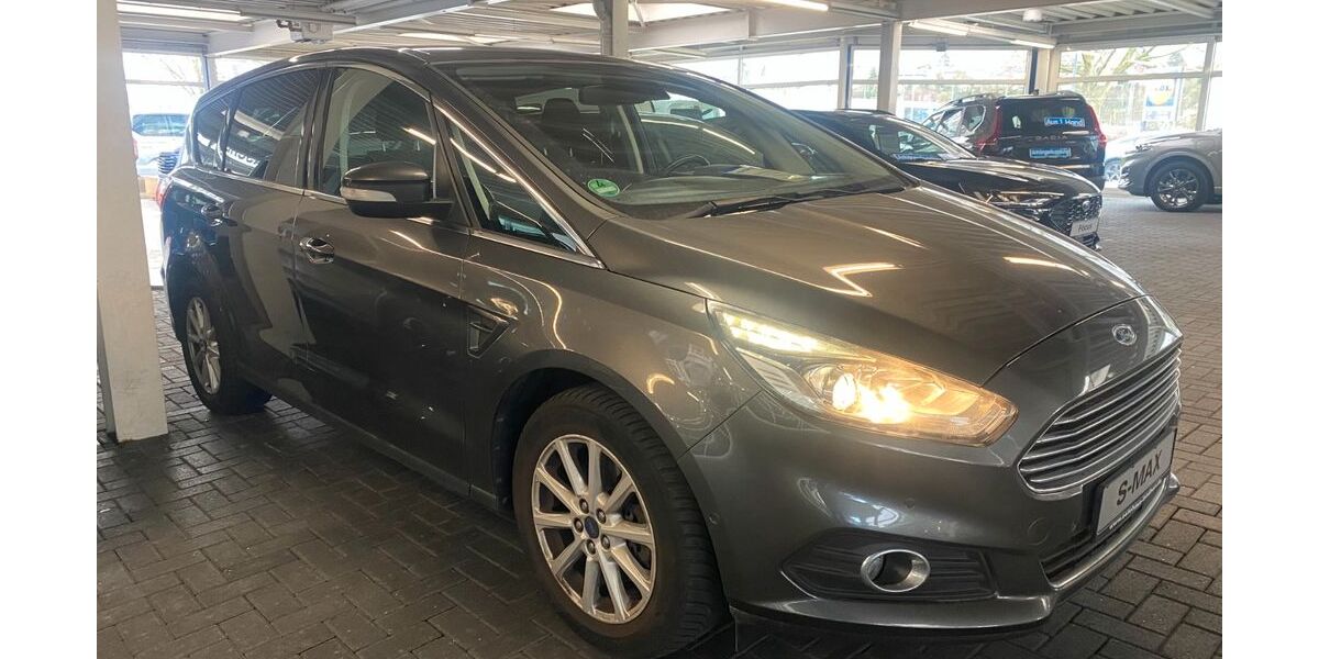 Ford S-Max 62.190 km 15.990 &euro; Bretten 75015