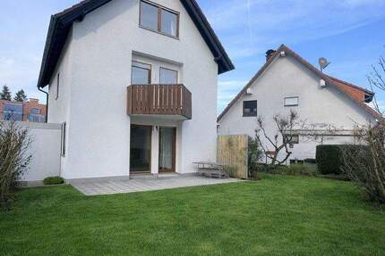 Ruhig gelegenes Einfamilienhaus mit Garten, Balkon und Garage in Karlsruhe-Knielingen 5 zimmer