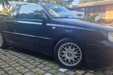 VW Golf 130.000 km 6.900 &euro; Waldbronn 76337