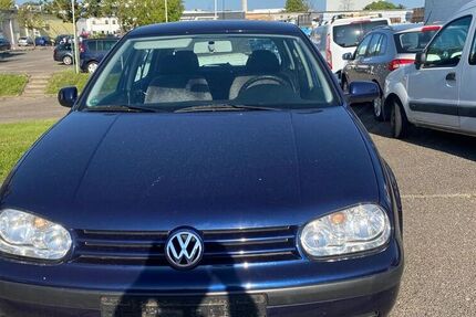 VW Golf