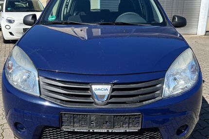 Dacia Sandero 181.000 km 1.299 &euro; pforzheim 75179