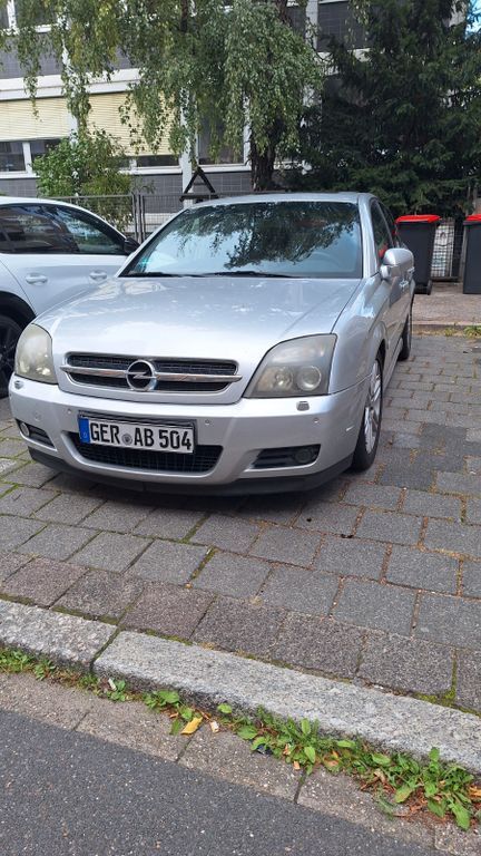 Opel Vectra 185.000 km 2.300 € Karlsruhe 76137