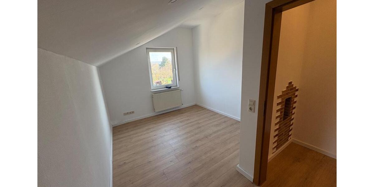 Maisonettenwohnung Karlsbad - 4 Zimmer, 110 m&sup2;, 1.200&euro; | Angebot:26426642