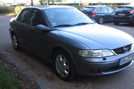 Opel Vectra 142.000 km 3.200 € Herxheim 76863