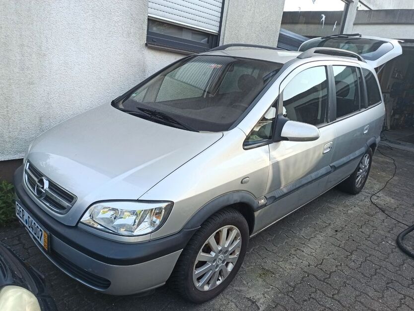 Opel Zafira 179.000 km 2.400 € Rülzheim 76761