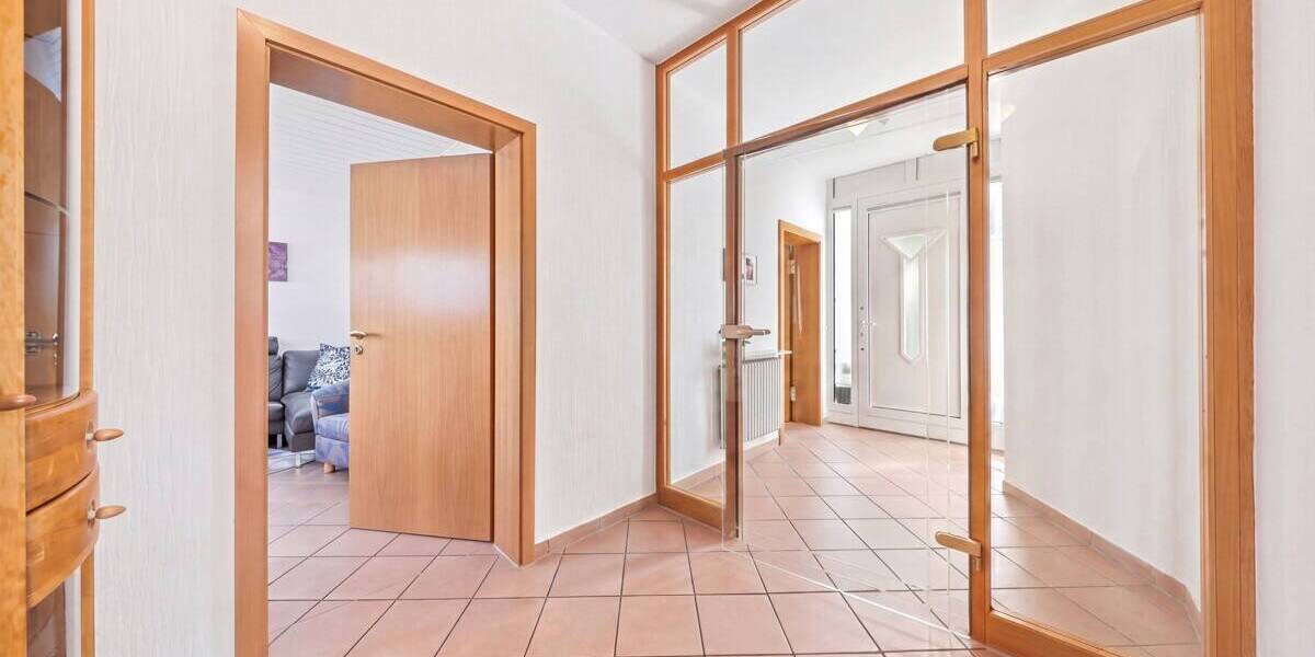 Mehrfamilienhaus, Wohnhaus Eggenstein-Leopoldshafen Eggenstein - 5 Zimmer, 203 m&sup2;, 895.000&euro; | Angebot:26687095