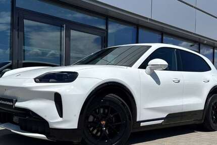 Porsche Cayenne 9.900 km 125.639 &euro; Ettlingen 76275