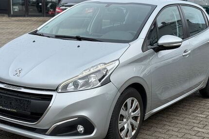 Peugeot 208 110.000 km 4.490 &euro; Graben-Neudorf 76676