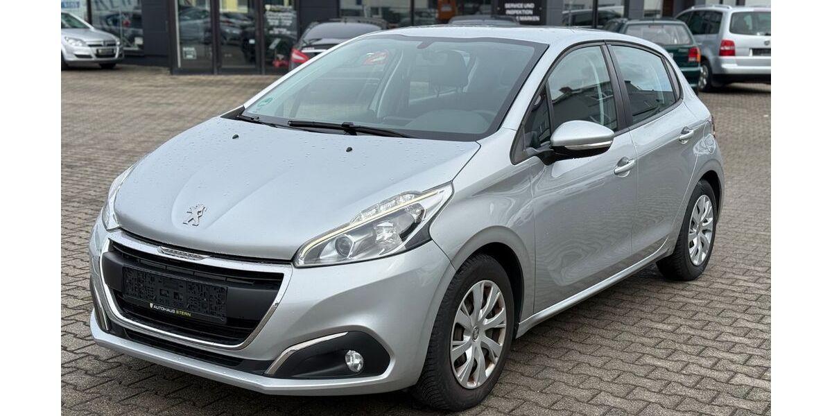 Peugeot 208 110.000 km 4.490 &euro; Graben-Neudorf 76676