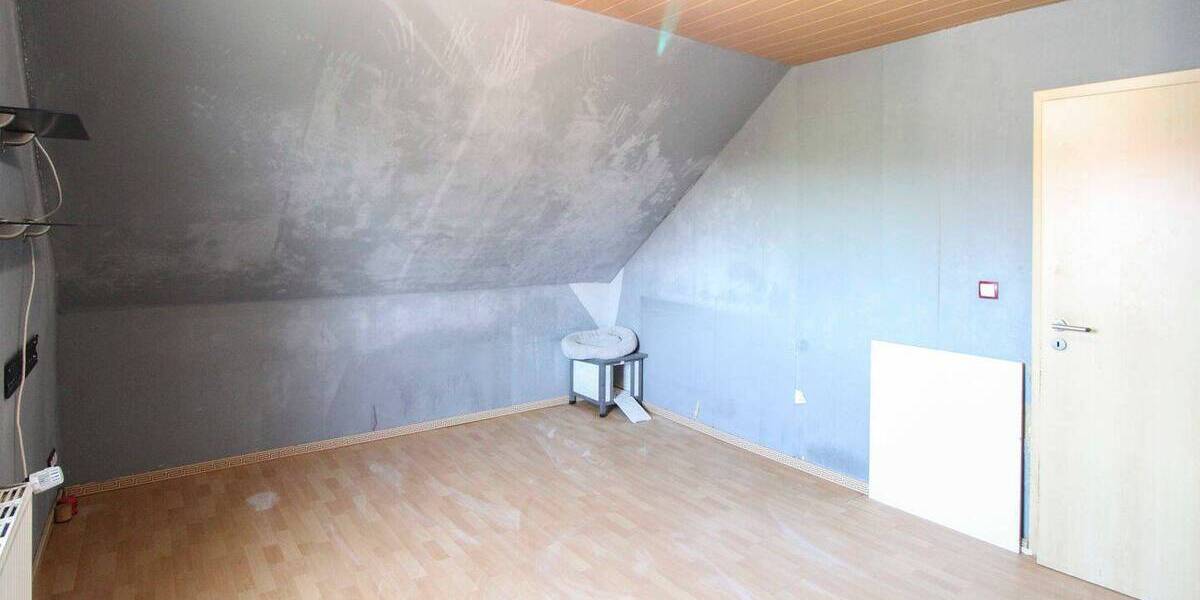 Mehrfamilienhaus, Wohnhaus Wörth am Rhein Maximiliansau - 8 Zimmer, 260 m&sup2;, 489.000&euro; | Angebot:26909603
