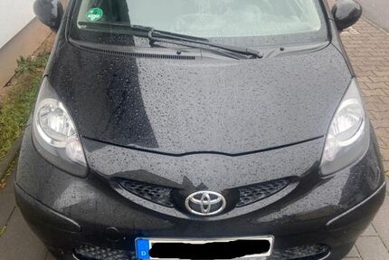 Toyota Aygo (X) 159.000 km 2.500 &euro; Karlsruhe 76139