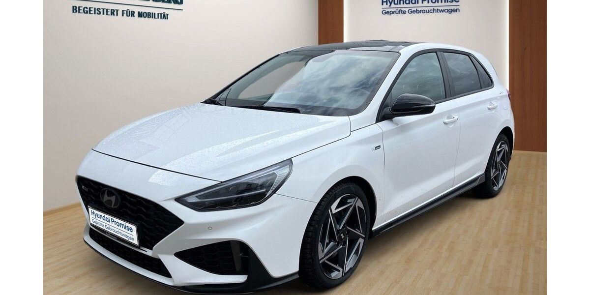 Hyundai i30 17.885 km 24.990 &euro; Landau 76829