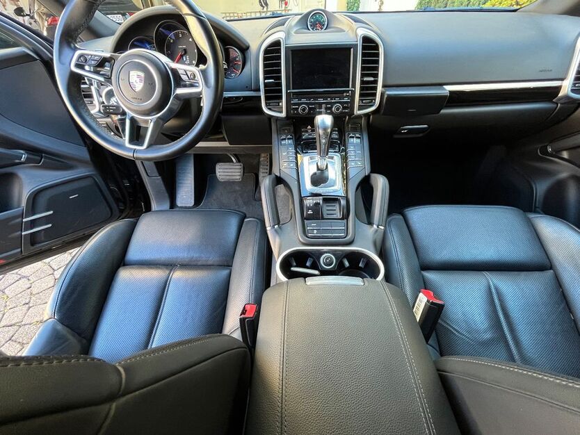 Porsche Cayenne 82.500 km 39.500 € Pforzheim 75173
