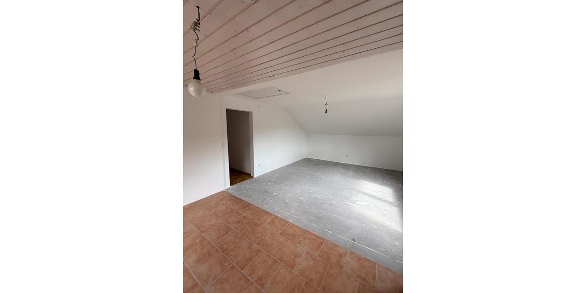 Dachgeschoßwohnung Kämpfelbach - 2 Zimmer, 66 m&sup2;, 240.000&euro; | Angebot:26876968