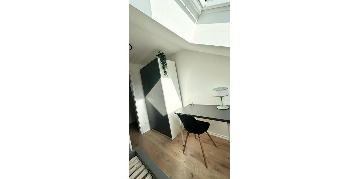 Klein, aber fein - Zimmer in 5er WG für Student 1 zimmer