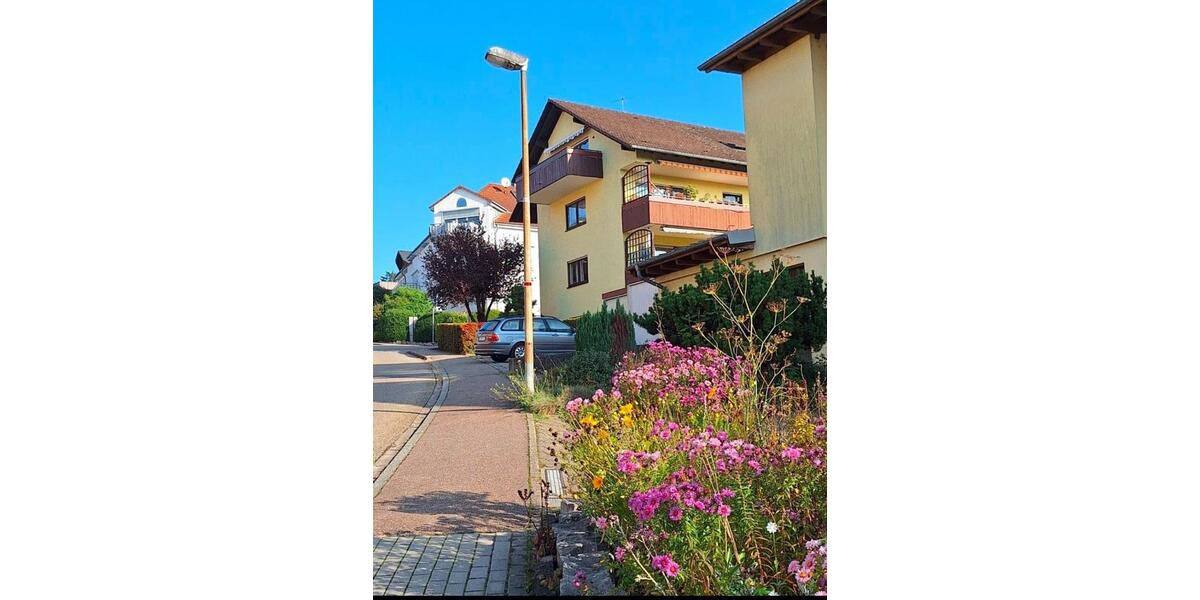 Dachgeschoßwohnung Bretten - 3.5 Zimmer, 100 m&sup2;, 299.000&euro; | Angebot:27085457