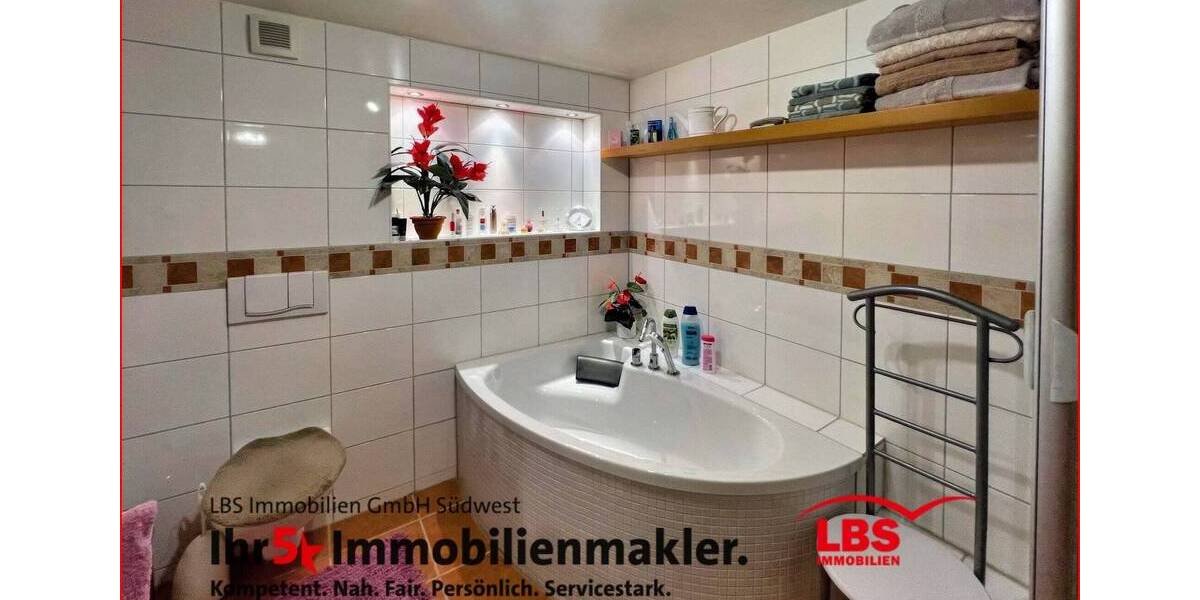 Reihenmittelhaus Pforzheim Nordstadt - 6 Zimmer, 149 m&sup2;, 479.000&euro; | Angebot:25665807