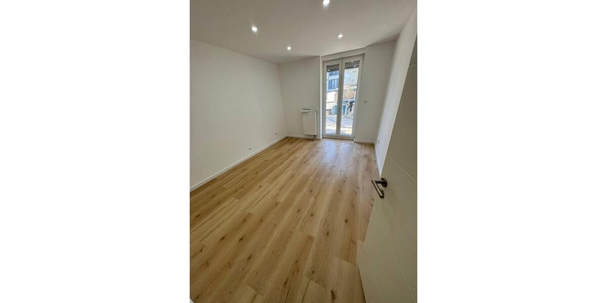 Terrassenwohnung Karlsruhe Südstadt - 3 Zimmer, 91 m&sup2;, 1.700&euro; | Angebot:26296413