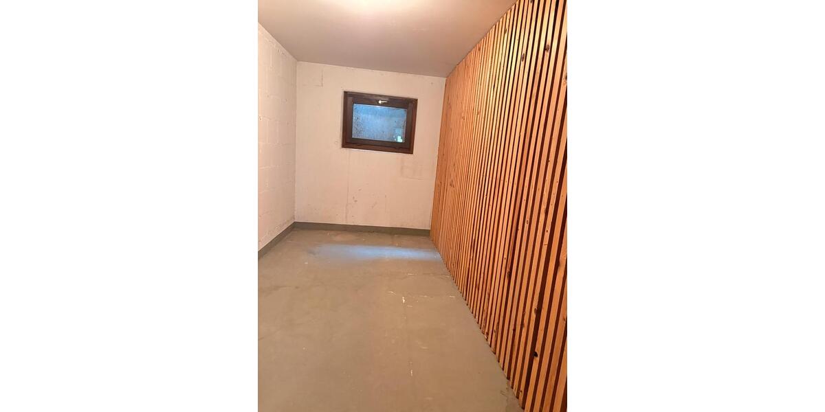 Dachgeschoßwohnung Pforzheim Büchenbronn - 2.5 Zimmer, 55 m&sup2;, 140.000&euro; | Angebot:27096349