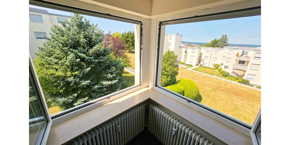 Etagenwohnung Straubenhardt - 3 Zimmer, 82 m&sup2;, 235.000&euro; | Angebot:27096355