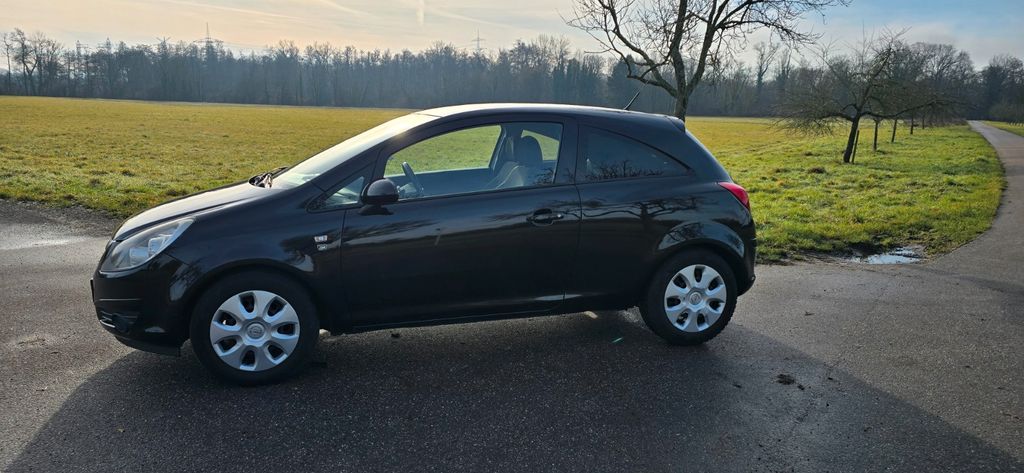 Opel Corsa 171.500 km 2.499 &euro; Karlsruhe 76189