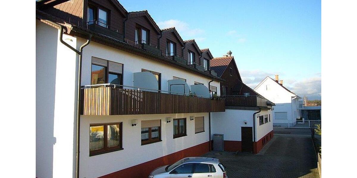 1-Zimmer Wohnung teilmöbliert mit neuer Küche in PF-Huchenfeld an Single zu vermieten 1 zimmer