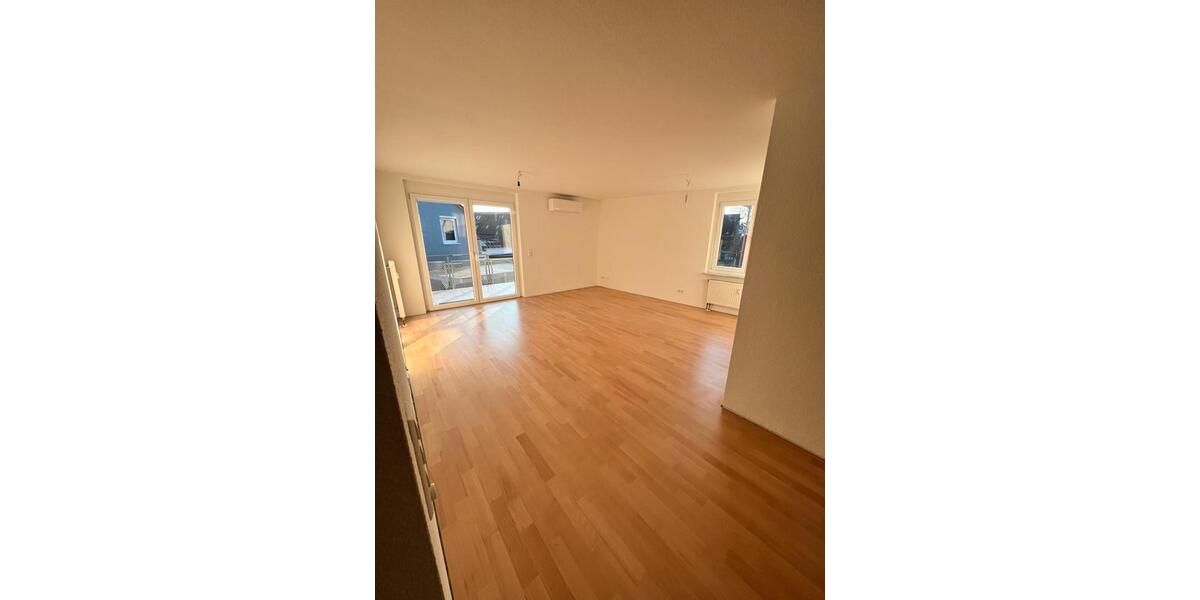 Etagenwohnung Eggenstein-Leopoldshafen Leopoldshafen - 3 Zimmer, 89 m&sup2;, 1.350&euro; | Angebot:26409393