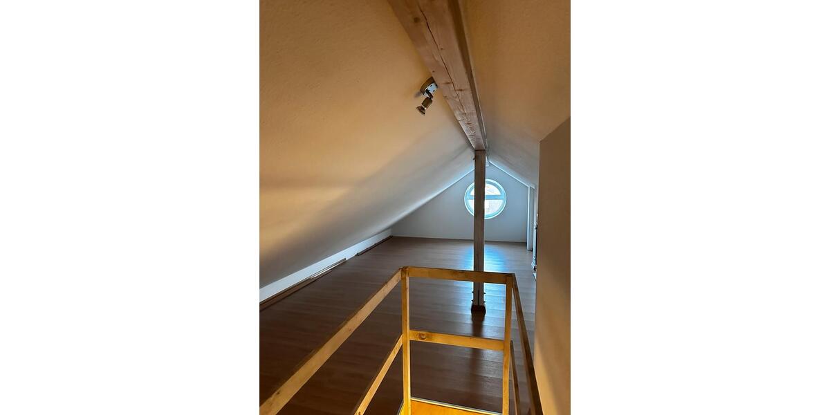 Dachgeschoßwohnung Durmersheim - 3 Zimmer, 63 m&sup2;, 1.150&euro; | Angebot:26423379
