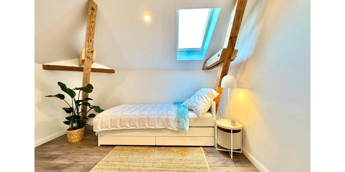 Charmante Vollmöbelierte 2,5 Zimmer Wohnung 2.5 zimmer