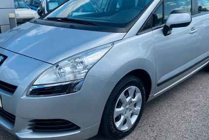 Peugeot 5008 157.000 km 3.450 € Niefern bei Pforzheim 75223