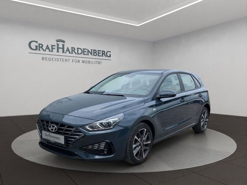 i30