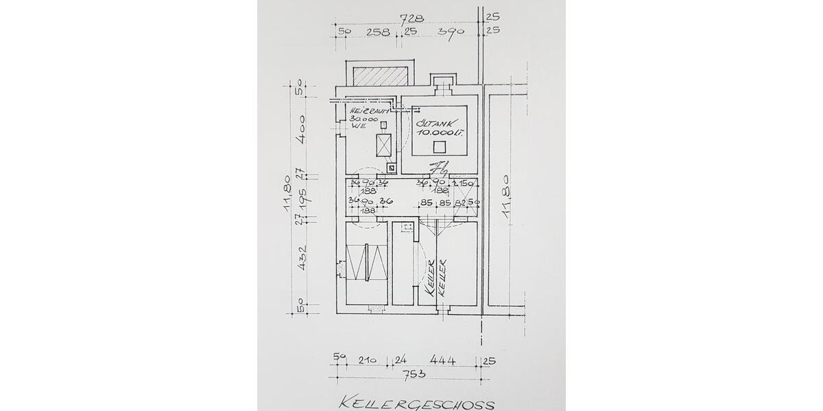 Mehrfamilienhaus, Wohnhaus Karlsruhe Neureut - 6 Zimmer, 183 m&sup2;, 690.000&euro; | Angebot:8816761
