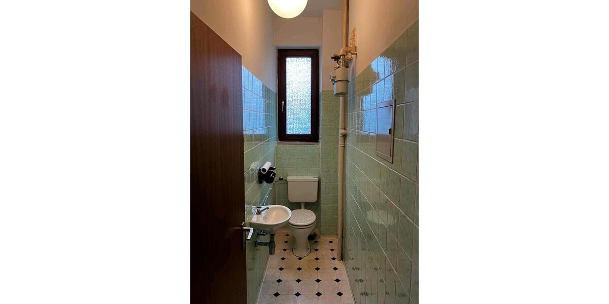 Etagenwohnung Pforzheim Weststadt - 2 Zimmer, 58 m&sup2;, 150.000&euro; | Angebot:24863814