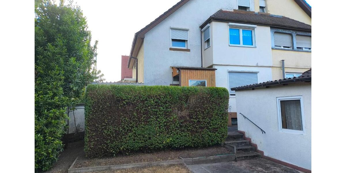 Doppelhaushälfte Bruchsal - 8 Zimmer, 132 m&sup2;, 480.000&euro; | Angebot:26889293