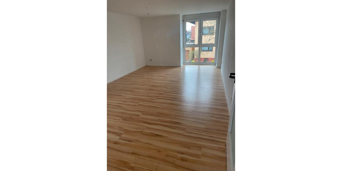 Dachgeschoßwohnung Rastatt - 1 Zimmer, 60 m&sup2;, 700&euro; | Angebot:25239739