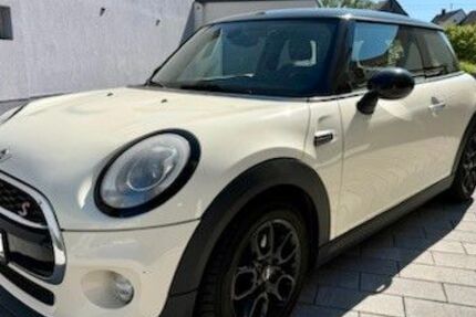Mini Cooper D 221.900 km 4.999 &euro; Kuhardt 76773