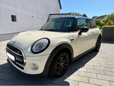 Mini Cooper D 221.900 km 4.999 &euro; Kuhardt 76773