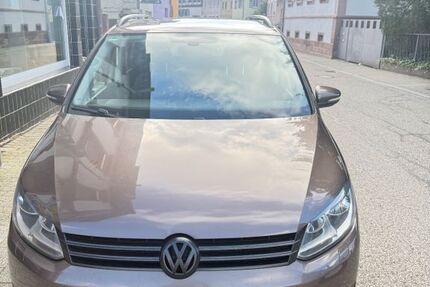 VW Touran 202.089 km 6.000 € Karlsruhe 76327