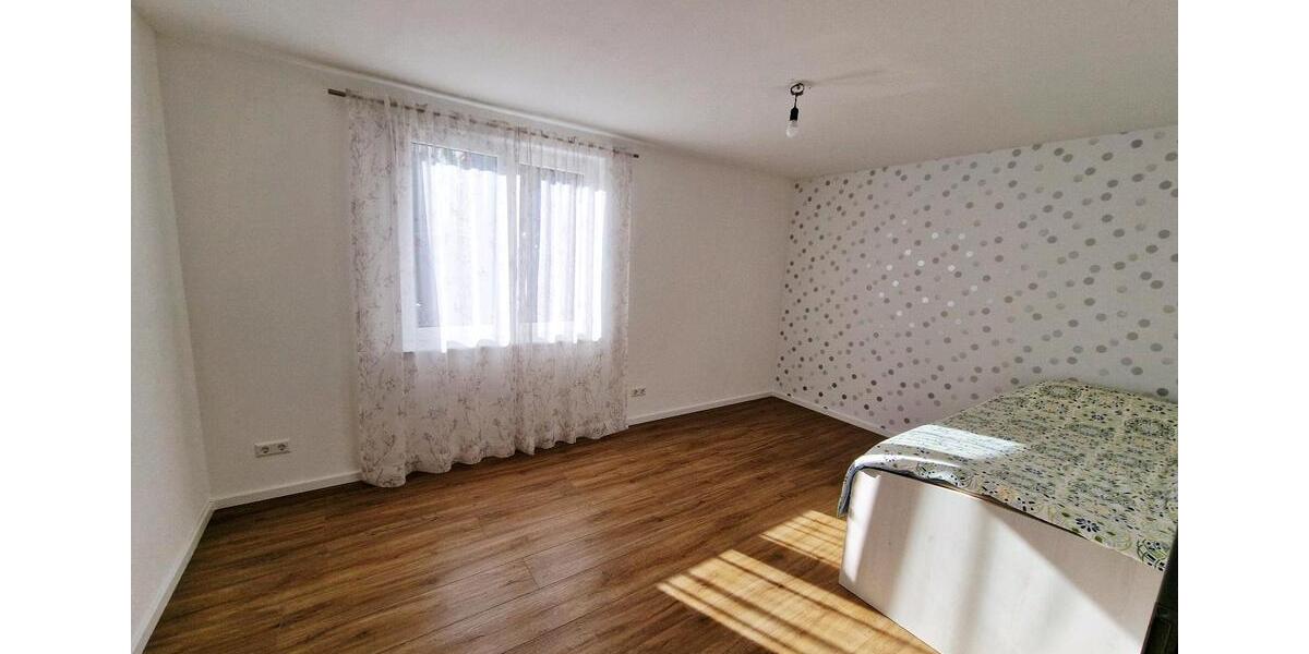 Bungalow Pforzheim Büchenbronn - 6.5 Zimmer, 165 m&sup2;, 660.000&euro; | Angebot:24842543